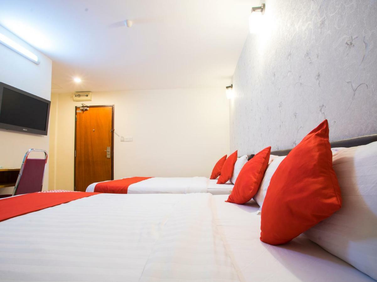 Oyo 982 Hotel Sk 加影 外观 照片