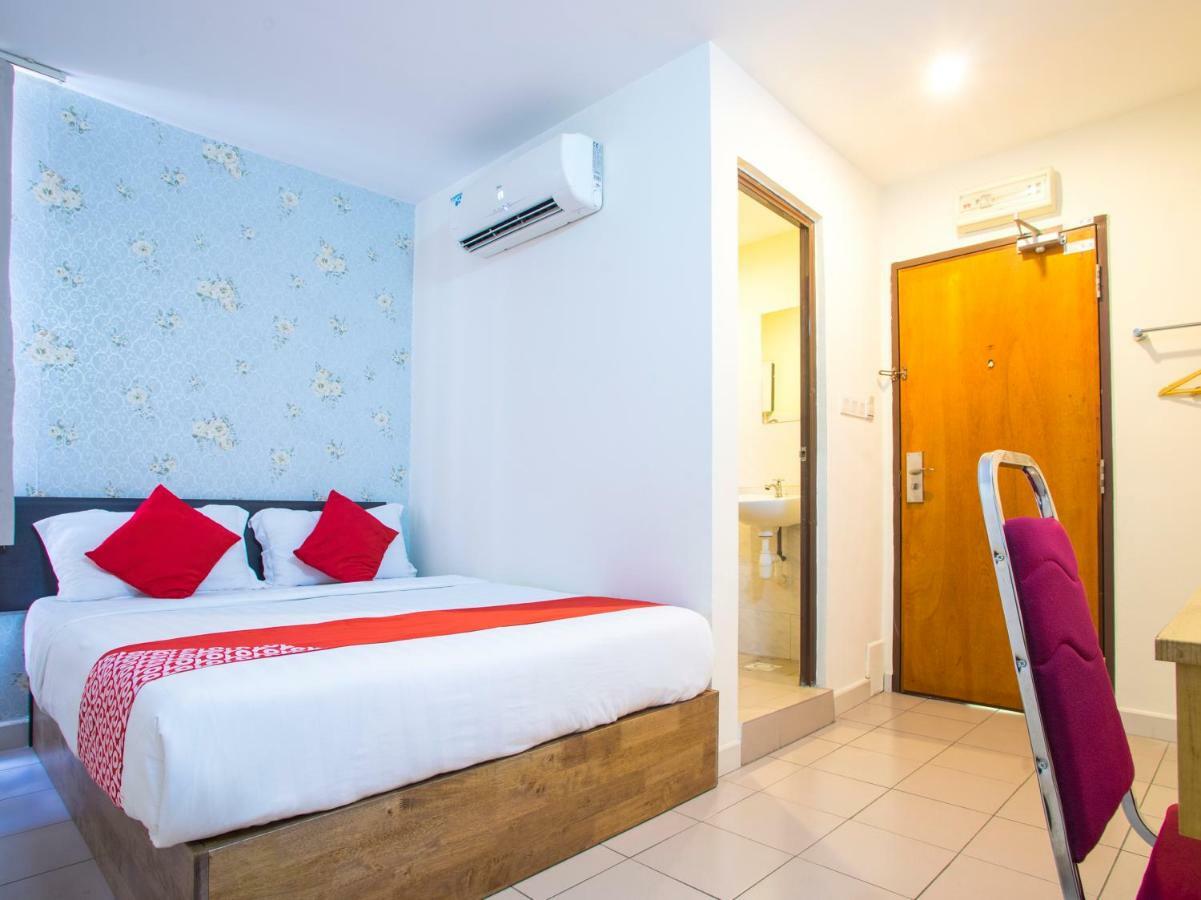 Oyo 982 Hotel Sk 加影 外观 照片