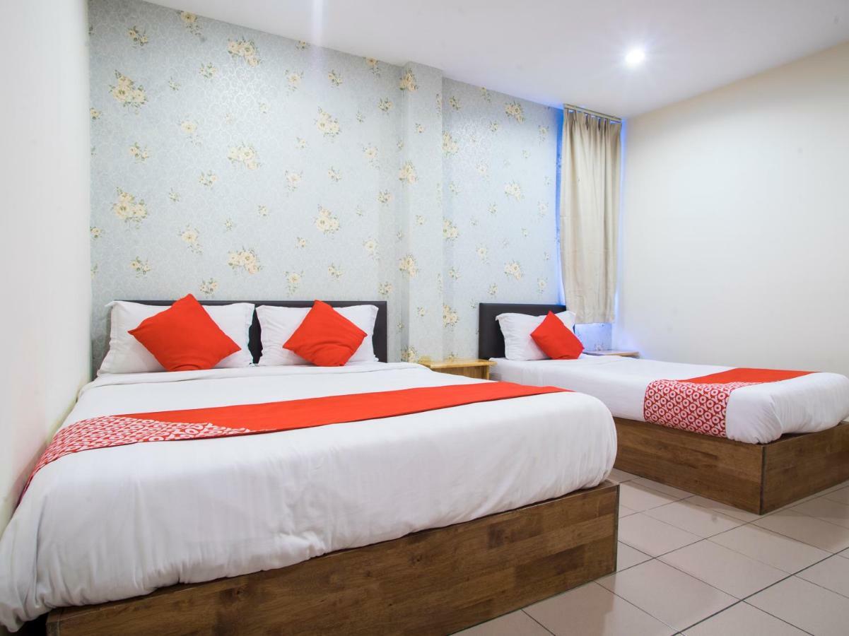 Oyo 982 Hotel Sk 加影 外观 照片